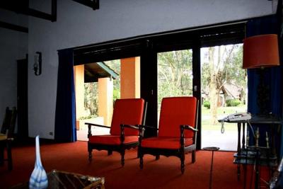 Chalet en alquiler en Pinamar. 4 ambientes, 3 baos y capacidad de 5 a 6 personas. A 500 m de la playa