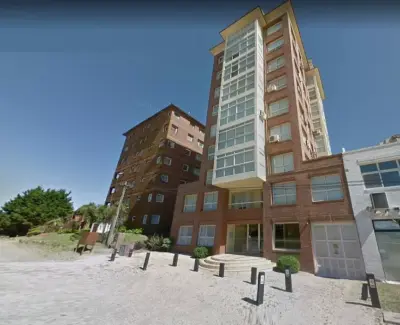 Departamento en alquiler en Pinamar. 2 ambientes, 1 ba&ntilde;o y capacidad de 1 a 2 personas. A 100 m de la playa