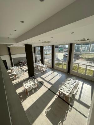 Departamento en alquiler en Pinamar. 3 ambientes, 2 ba&ntilde;os y capacidad de 2 a 6 personas. 