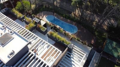 Departamento en alquiler en Pinamar. 2 ambientes, 1 baño y capacidad de 1 a 4 personas. 