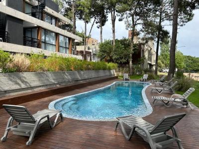 Departamento en alquiler en Pinamar. 2 ambientes, 1 baño y capacidad de 1 a 4 personas. 