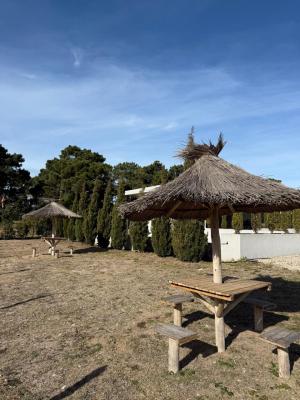 Departamento en alquiler en Pinamar. 2 ambientes, 2 baños y capacidad de 1 a 4 personas. 
