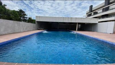 Departamento en alquiler en Pinamar. 2 ambientes, 2 baños y capacidad de 1 a 4 personas. 