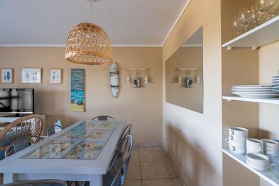 Departamento en alquiler en Pinamar. 3 ambientes, 2 baños y capacidad de 1 a 5 personas. 